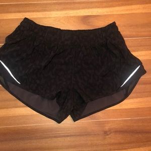 Lululemon Black Camouflage Hotty Hot Shorts